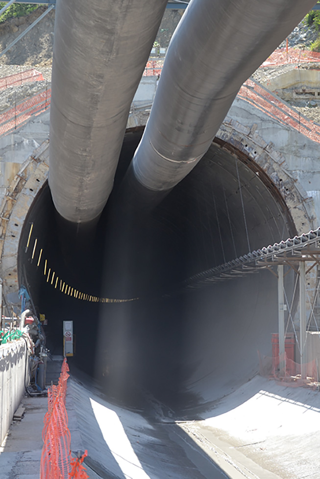 Entrance of a TBM tunnel monitored with Sisgeo instruments