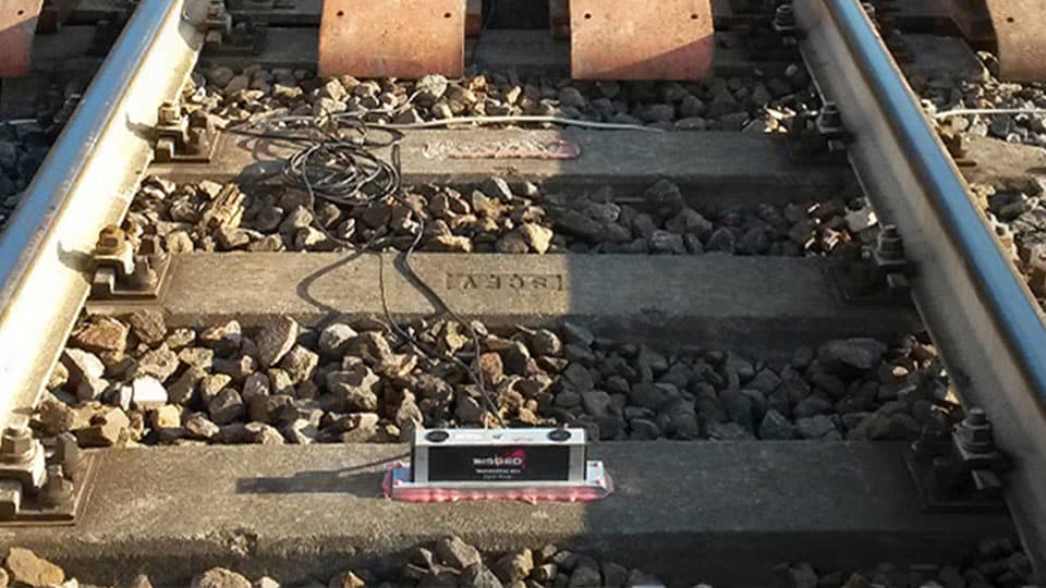 3_RDS_railway_monitoring_system_sisgeorail_installation