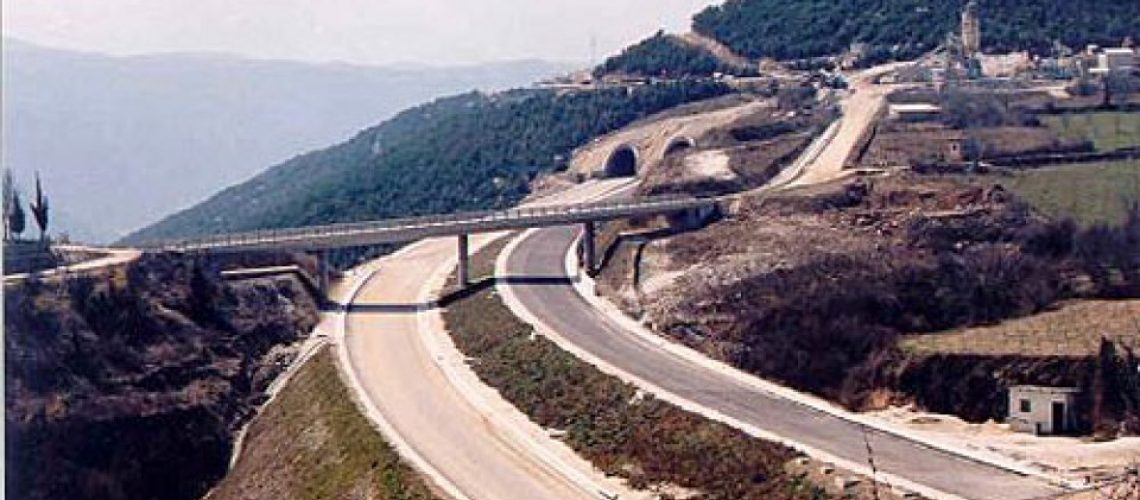 02_1be2c7251c17bb6375c5fc6c94a0e7ec