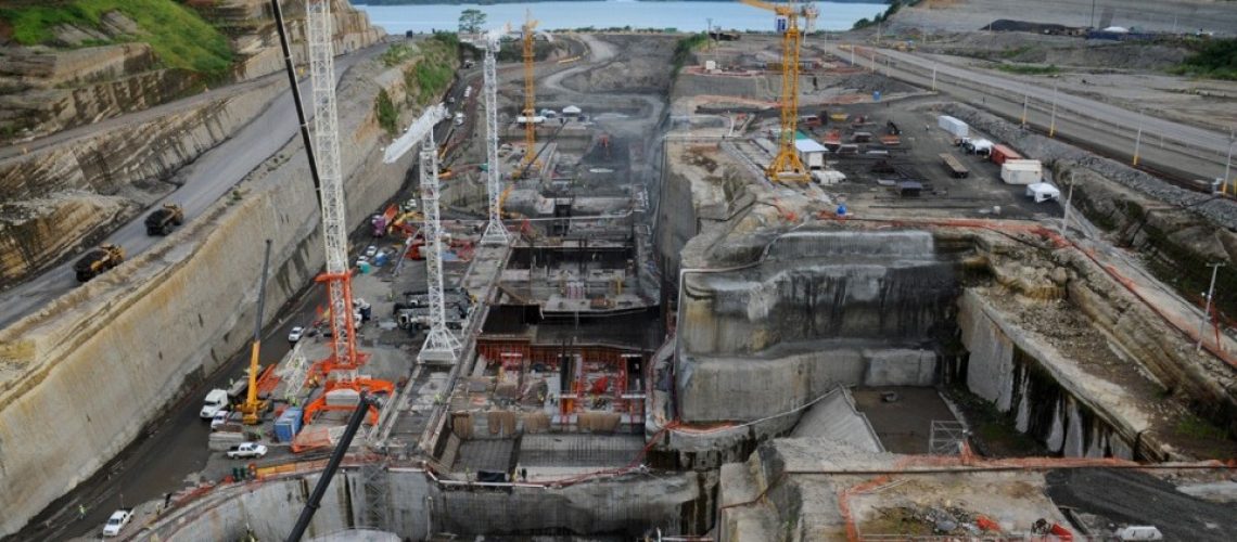 04_panama_canal_07f22343ca12d4f0b85242660cc0