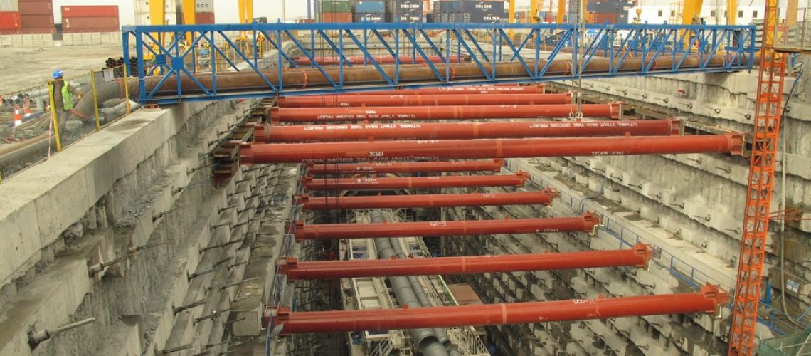 4_istanbul_strait_road_tube_crossing_project_exca